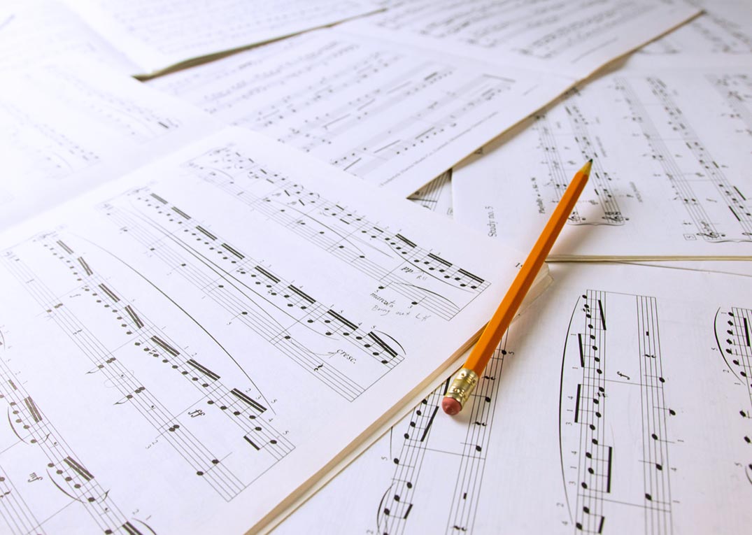 ¿Por qué la educación musical en México se quedó atrapada en los festivales escolares?